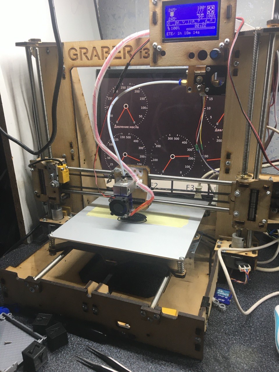 Graber i3: The Second Life of an Old 3D Printer